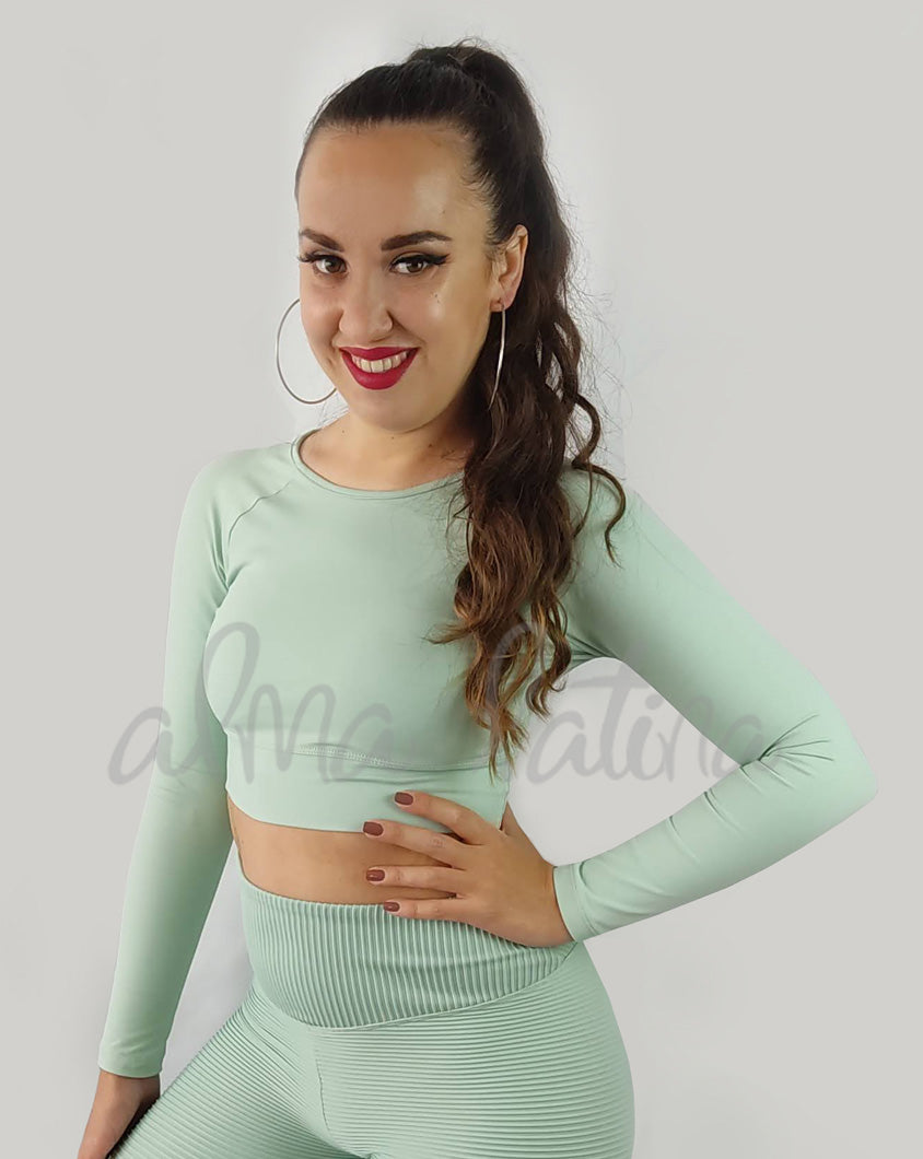 Top Carmen Green Water