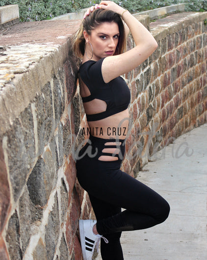 leggings-con-aberturas-modelo-aberturas-ropa-de-baile-y-deportiva-ana-cruz-torregosa