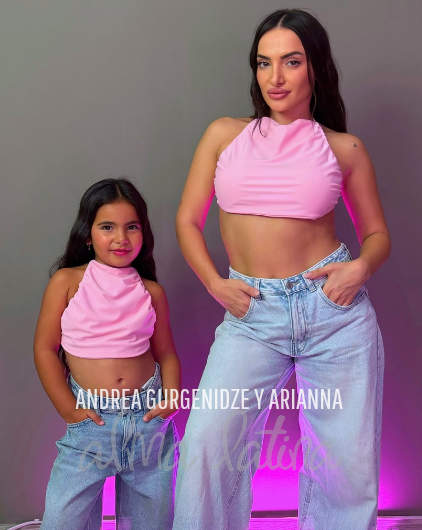 Colección madre e hija. Top Guajira rosa bebé.